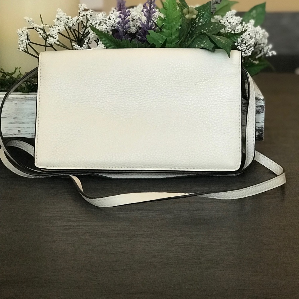Coach Cream Leather Crossbody Bag - Picture 2 of 4